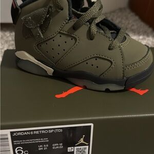 Jordan Kids Sneakers - Olive and Black